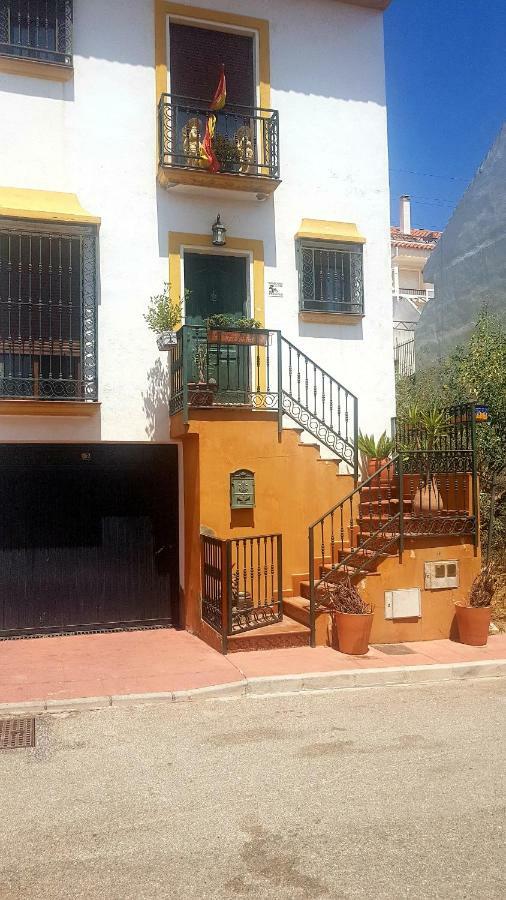 Apartamento Excelente habitación en bonita y tranquila casa en Benalmadena pueblo Exterior foto