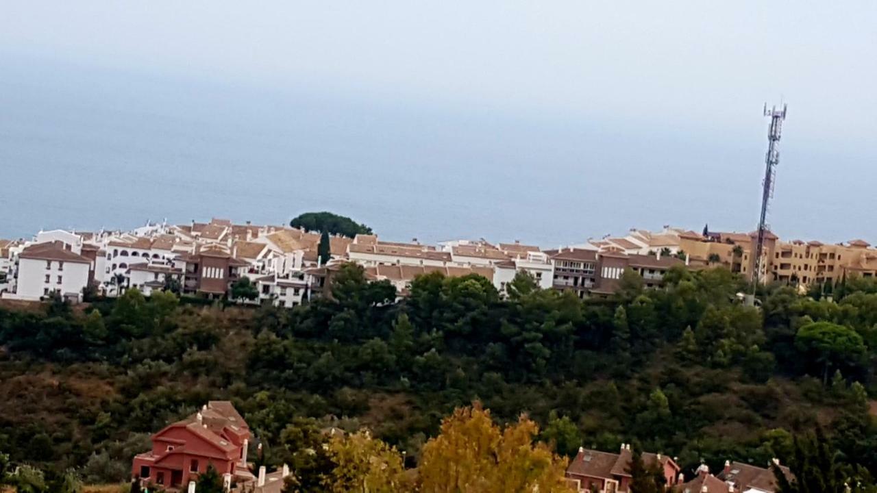 Apartamento Excelente habitación en bonita y tranquila casa en Benalmadena pueblo Exterior foto
